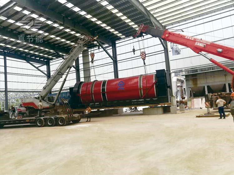 真節(jié)能大型薯渣烘干機(jī)的安裝吊裝現(xiàn)場(chǎng)